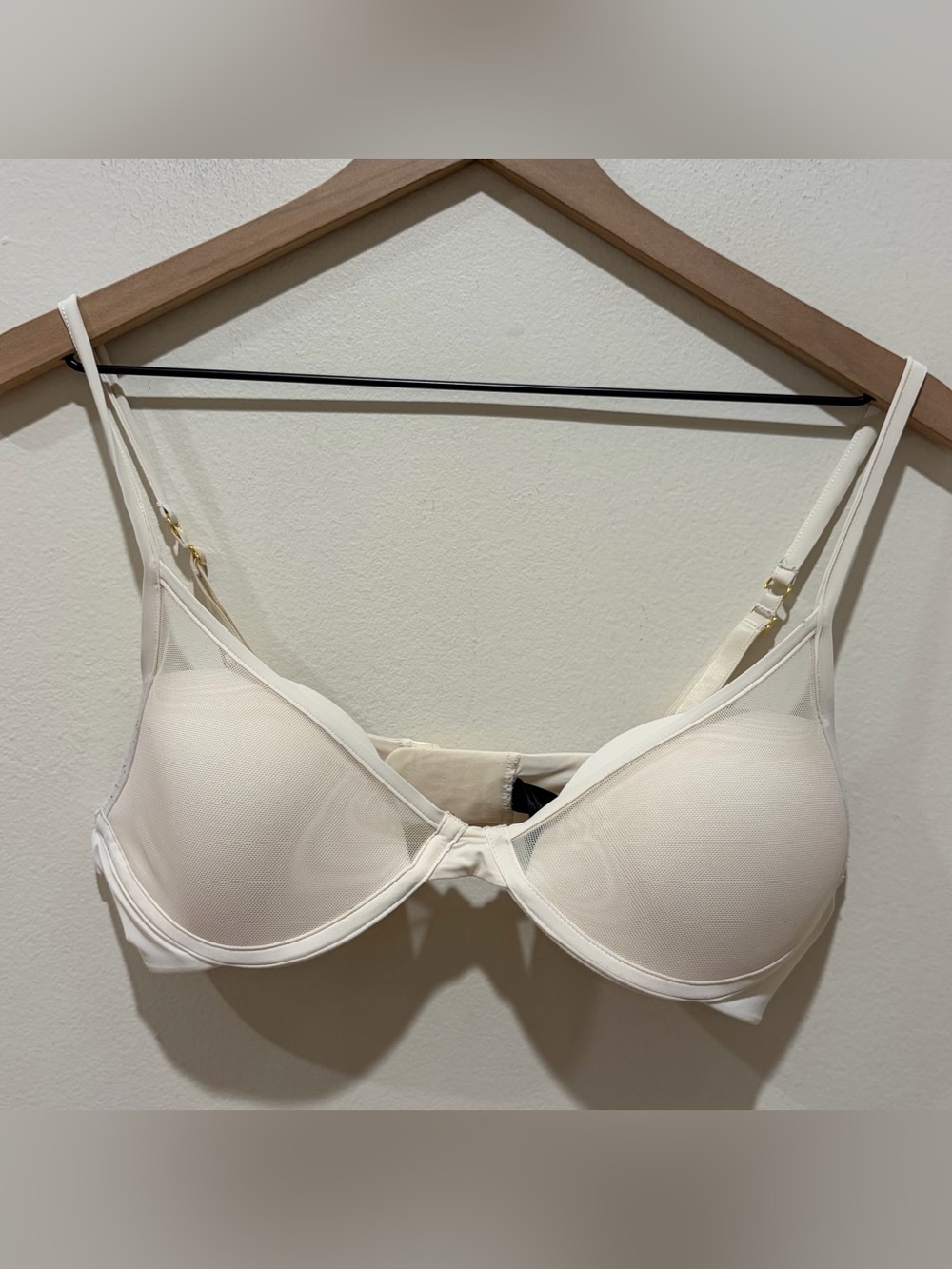 Pepper Classic All You Cream Underwire Bra with Mesh Overlay - Women’s Size 34B